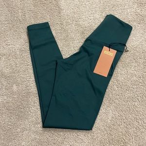 Girlfriend collective leggings